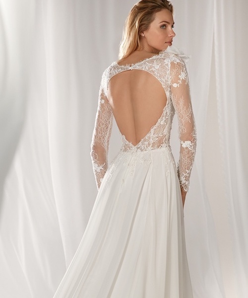 robe de mariée dos nu plongeant