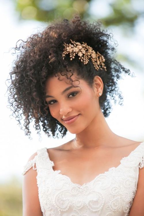 Coiffure mariage cheveux afro  60 idées pour une mariée au top