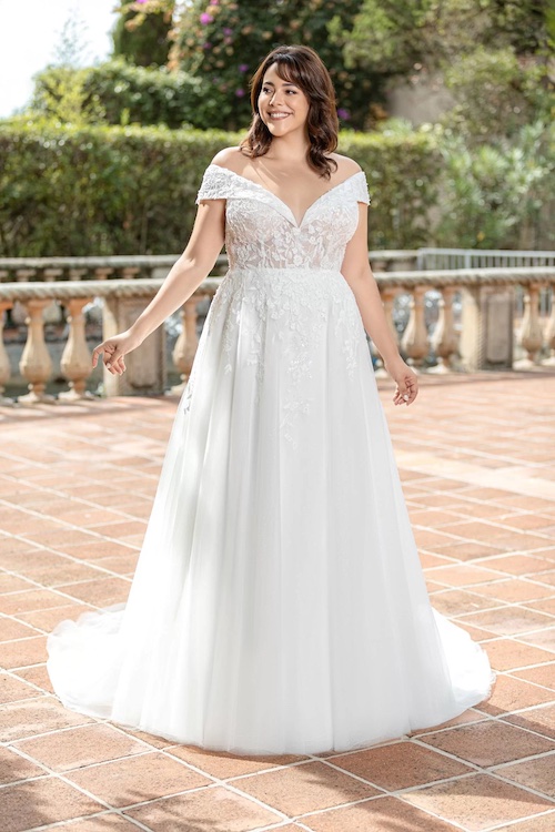 robe de mariée grande taille 2025