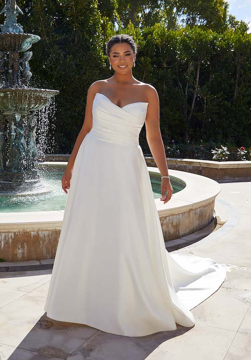 robe de mariée grande taille 2025